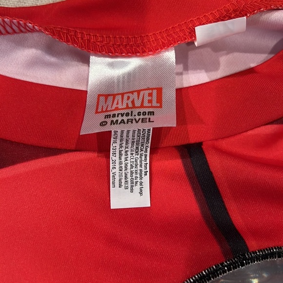 🇺🇸NWT Iron Man stretch shirt - Picture 4 of 7